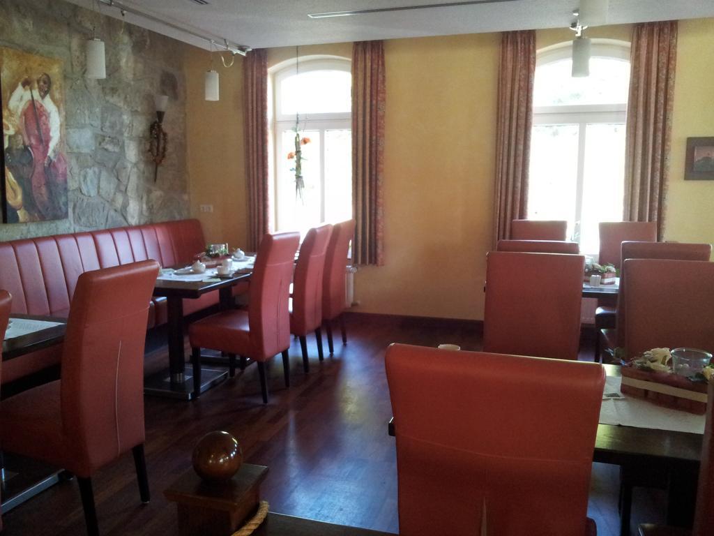 Hotel Restaurant Am Pfauenhof Quakenbrück エクステリア 写真